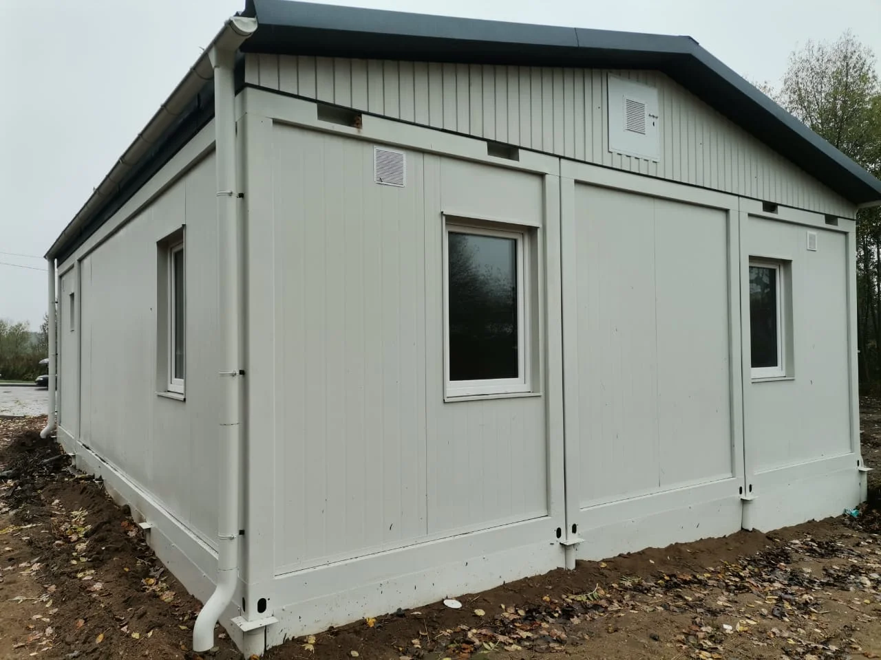 Работы в новом фельдшерско-акушерском пункте в поселке Прибрежное под Гурьевском приняты по акту