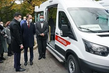 В 2020 году парк автомобилей скорой помощи пополнили в общей сложности сорок две новых машины