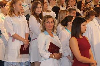 Каким студентам медицинских вузов могут компенсировать оплату обучения